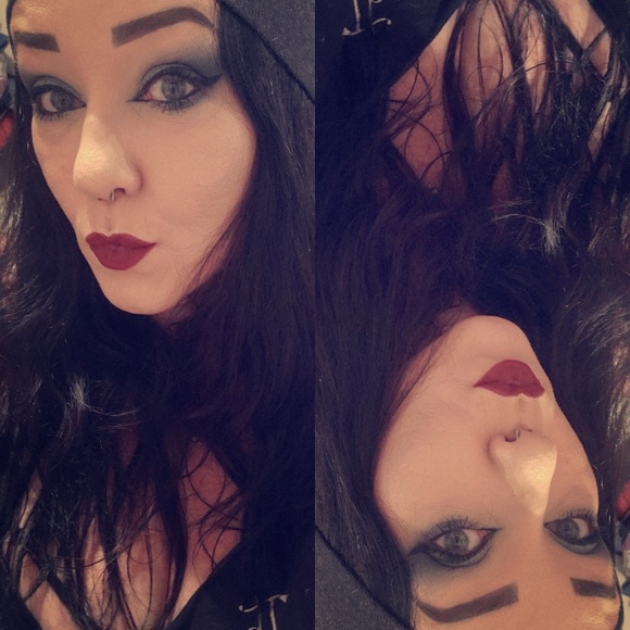 Meet your Posher, Dannielle - Picture 1 of 1